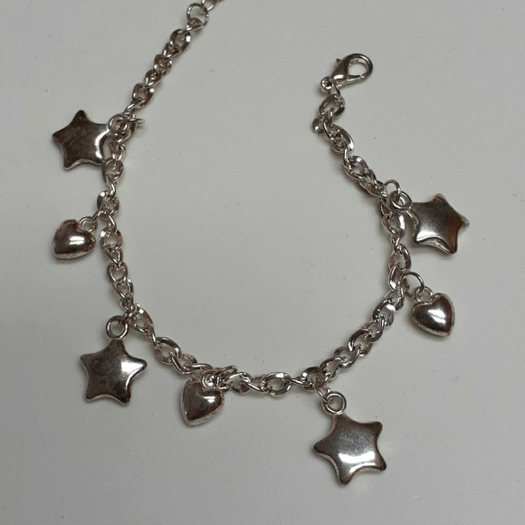 Vintage Silver Tone Charms Bracelet - Picture 7 of 7